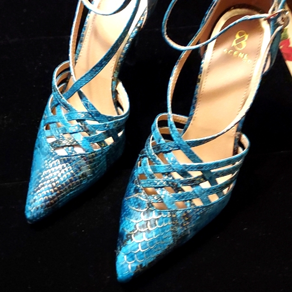 Scene Blue turquoise snakeskin heels